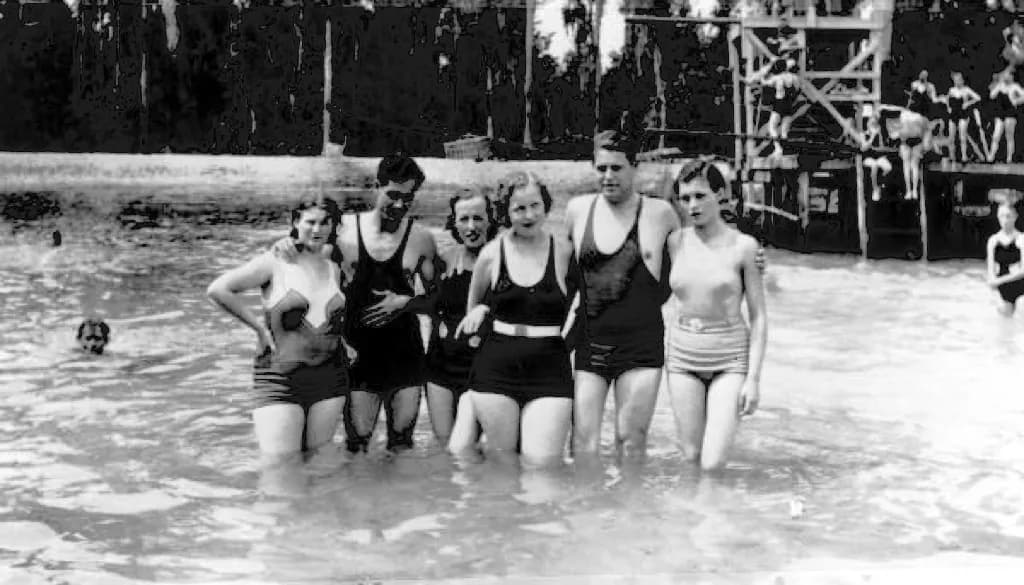 Swimmers at Kissengen Spring in its heyday — a Polk County recreation destination and military rest site during World War II
