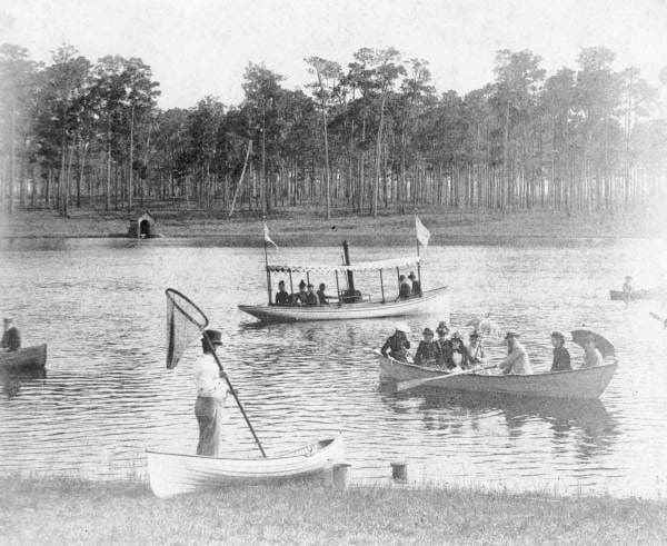 Lake Osceola, Winter Park: The Boat Tour That Outlasted Everything Else in Orlando