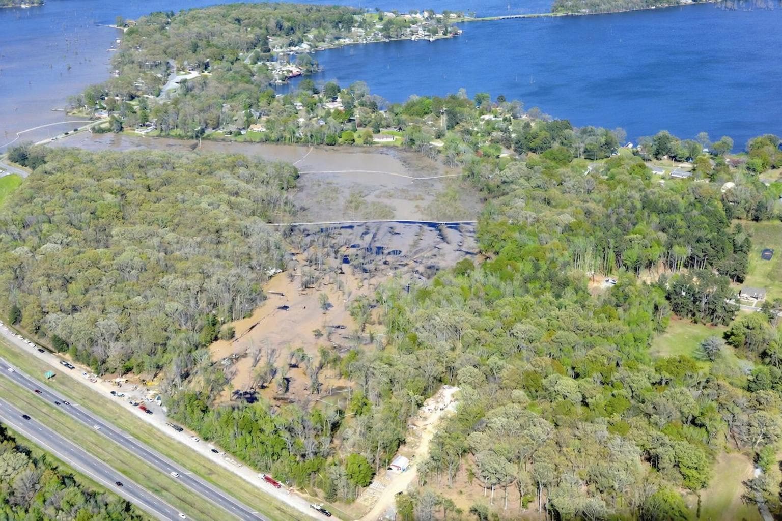 Lake Bonny, Lakeland: The Nine Inches That Kept the Pumps Off