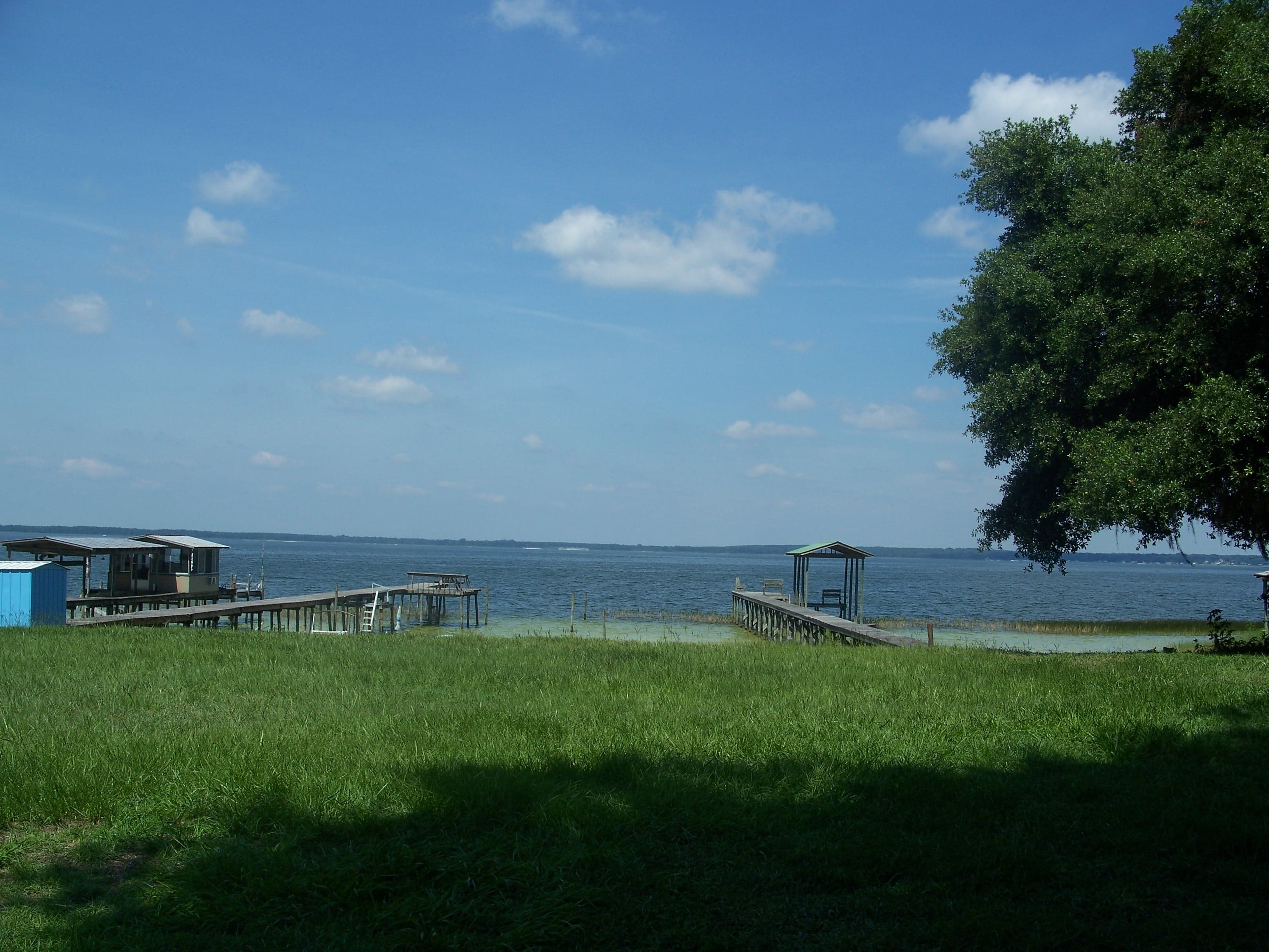 Lake Gibson, Lakeland: The Bass Lake With a 7,000-Foot Runway